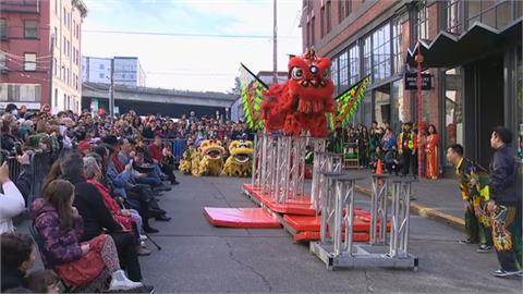 分享華人農曆春節文化　西雅圖舞龍舞獅團演出迎龍年