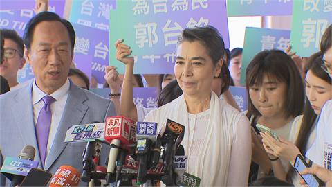 李敖女兒檢舉「無照」心理諮商　賴佩霞澄清未在台灣提供服務