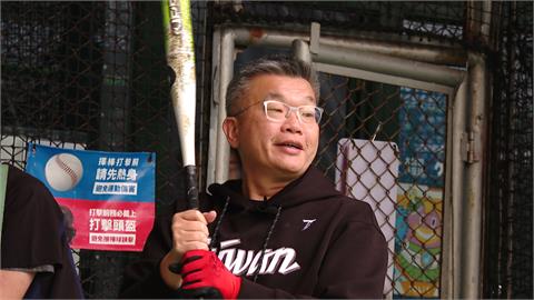 「會贏連線」打棒球熱身備戰2026　綠營選將「球來就打」拚出全壘打