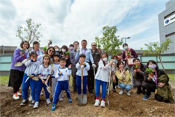 桃捷舉辦植樹節活動　攜手幼兒園種下美好綠色未來