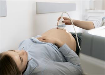 孕媽咪小心！肚臍、肚皮冒「一狀況」   妊娠蕁麻疹恐已上身