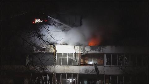 俄又徹夜轟基輔　出動逾460架無人機　澤倫斯基：很快將跟川普通話