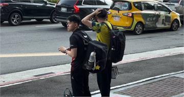 娛樂報報／柚子同學身掛「無敵星星」現蹤萬華　高承睿靦腆笑容一眼被認出