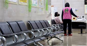 腹脹噁心掛急診！　醫一聽他「說3字」急做檢查：要住ICU