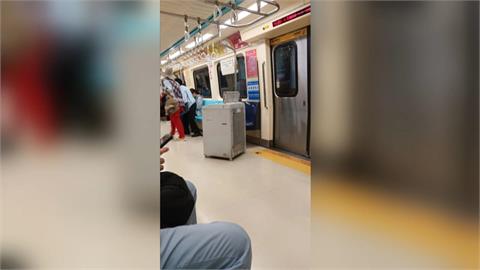 怪！男子扛洗衣機進捷運　尾隨輪椅旅客逃票遭抓包