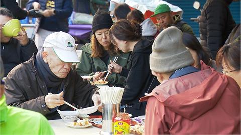 全台"凍番薯" 民眾早起吃米粉湯.熱湯圓暖和身體