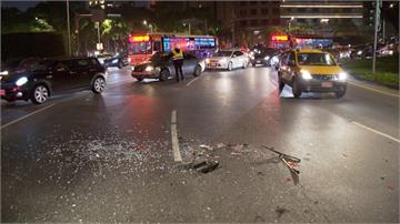 台北公車追撞意外 11乘客受傷送醫