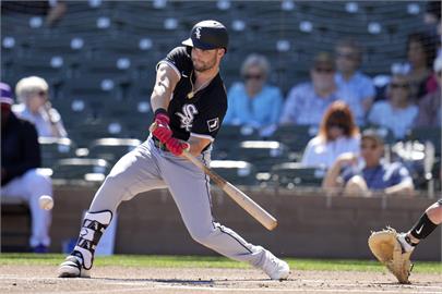 MLB(影)／白襪主力外野手被打傷左手腕　恐將休息4到6個星期