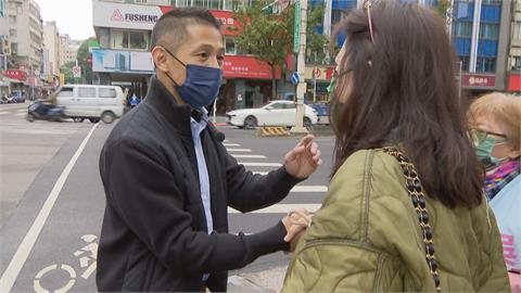 吳子嘉諷「一個人武林」　吳怡農回嗆：九合一輔選跑全台