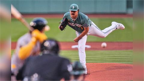 MLB(影)／「小鬍子」托勒84球狂飆14K！紅襪新王牌一戰寫下40年神紀錄