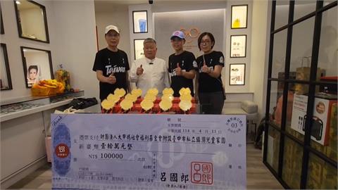 感謝大甲媽！ 彰化信徒6年捐15面金牌 總價值約24萬元