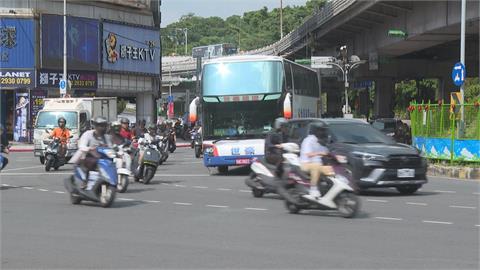 向前行(影)／拆公館圓環「蔣不聽」！苗博雅：李四川是否在著急什麼？