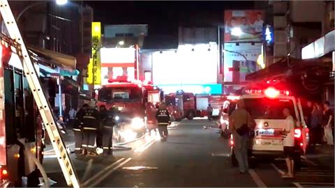 宜蘭南館市場暗夜惡火 濃煙直竄天際超駭人！