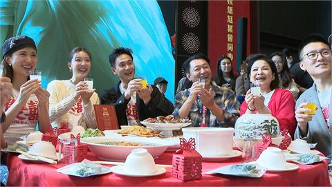 搭雙囍熱潮！　電影院請影迷喝喜酒　劇中主演劉冠廷、余香凝驚喜現身