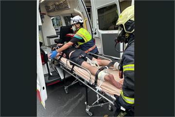 拿鐮刀搶機車強搬瓦斯桶　35歲男疑自戕警強制送醫