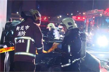 百萬名車撞橋墩起火 21歲駕駛被燒成焦屍