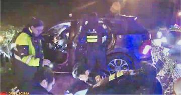 埔里夜巡驚魂！67歲看護毒駕狂逃上國道　逆向衝警網自撞落網
