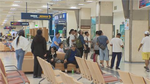 南台豪雨狂炸！小港機場「跑道破損」　緊急關閉搶修　影響42班次