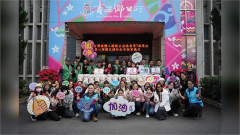 媒體⼈⾺不停蹄三赴吉安!將承諾化為常態「捐⽶1,250公⽄」迎接⾺年