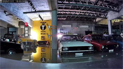 損失難估計!「鳳凰」水炸蘇澳 全球唯一計程車博物館水淹輪胎高