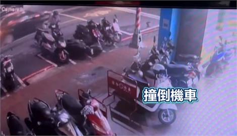 好心疼！新車停路邊車格　被挪動、連續撞倒「滿滿刮痕」