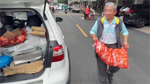 高雄鎮東里小確幸！高雄鎮東里里長　買恆春洋蔥送里民