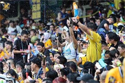 中職／中信兄弟「涼水祭」果然消暑解熱！票房開紅盤　本季洲際第3多！