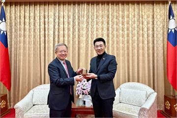 黃仁勳再掀浪潮　江啟臣盼打造台中AI機器人智慧園區