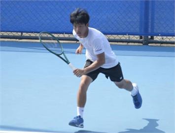 澳網／台南新秀陳冠守青少男雙直落二勝出 與南韓搭檔晉級16強