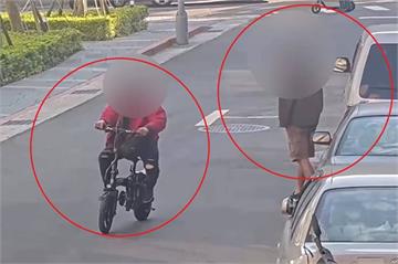電動自行車被偷　警電眼逮2男辯行動不便暫借代步