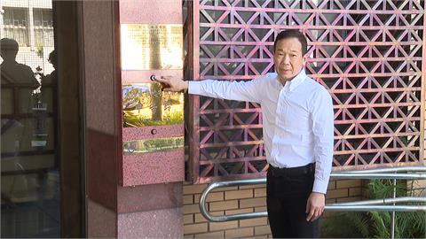 「罷雙吳」疑連署筆跡相似.名冊重疊　四騎士與幹部互踢皮球