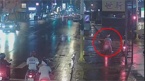 違規遭攔查大吵大鬧! 花蓮女挨罰失控跨上警用機車