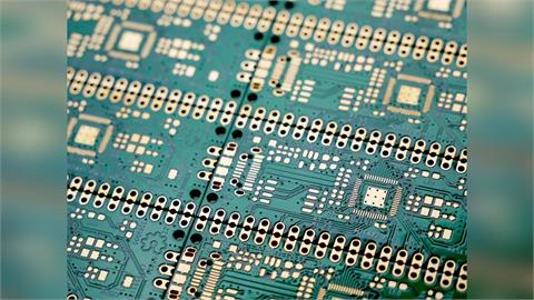 12月台股期指漲276點