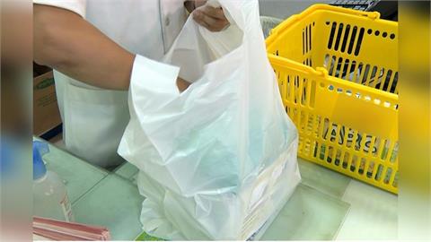 快新聞／戰火波及石油進口！塑膠袋漲3成「史上最高」餐飲業者首當其衝