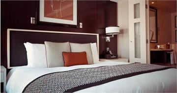 國旅平日住宿「最多補助2千」明年4月上路　元旦起先抽生日金1200元