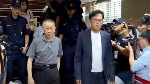 向前行(影)／ 黃國昌、陳佩琪表情反差大？吳崑玉揭因：「他」把柯當提款機！