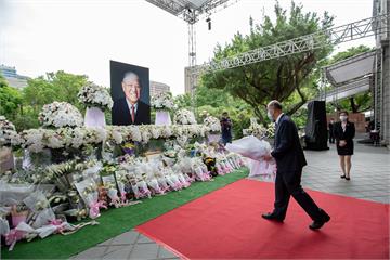 快新聞／追思李登輝 累計逾7000人赴台北賓館悼念