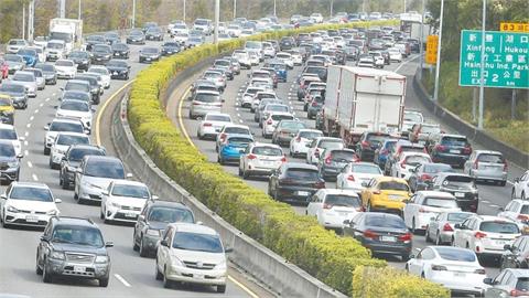 快新聞／中秋連假首日「國道塞爆」！9大地雷路段一次看　最佳出發時間曝光