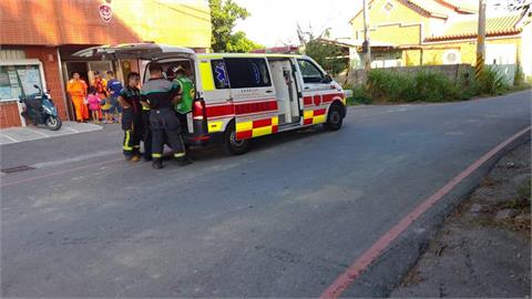 快新聞／最新！彰化芳苑「鐵牛車」翻覆　10觀光客受傷送醫治療