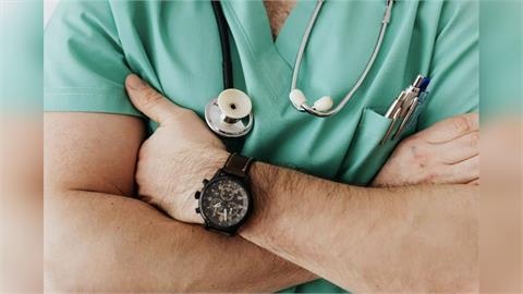 女腹瀉困擾2年無毒梭菌惹禍 長庚醫院助恢復健康