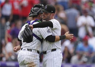 MLB(影)／「220場的封印終結」！落磯終於完封對手，全場沸騰有如奪冠！