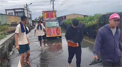 天兔減弱前挾風雨襲南台　南橫明霸克露橋便橋又斷