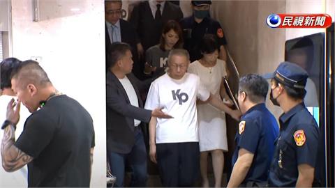 柯文哲出來「秒嗆檢察官1年查到什麼」？超硬發言網嚇到：想製造大海嘯？