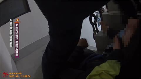 毒蟲拒捕逃「2包安毒突塞嘴」　警狂吼：你這樣會死