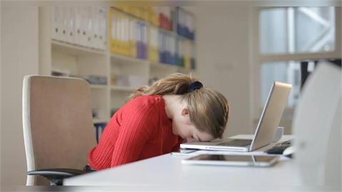 連假打亂作息 當心長期睡不好讓大腦未老先衰