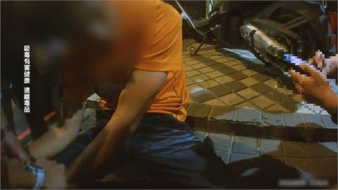 騎單車闖紅燈遇警攔查　毒犯落跑200公尺就被逮
