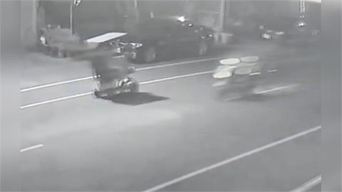雲林翁半夜騎車外出驚悚車禍　遭酒駕迎面撞推行百米傷重亡