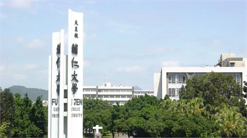 輔仁女大生「顏值封神」回頭率破表！素顏仍驚艷全場同校生嘆：快容貌焦慮