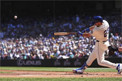 MLB(影)／勞雷連3天炸裂第45轟出爐！可望挑戰高懸64年名人堂球星紀錄