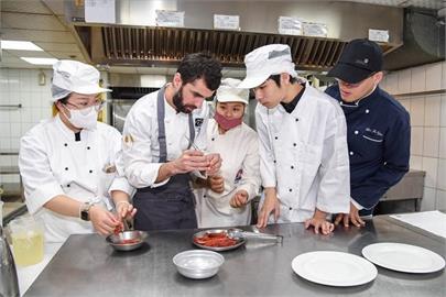 米其林示範料理  強化中華大學職場競爭力